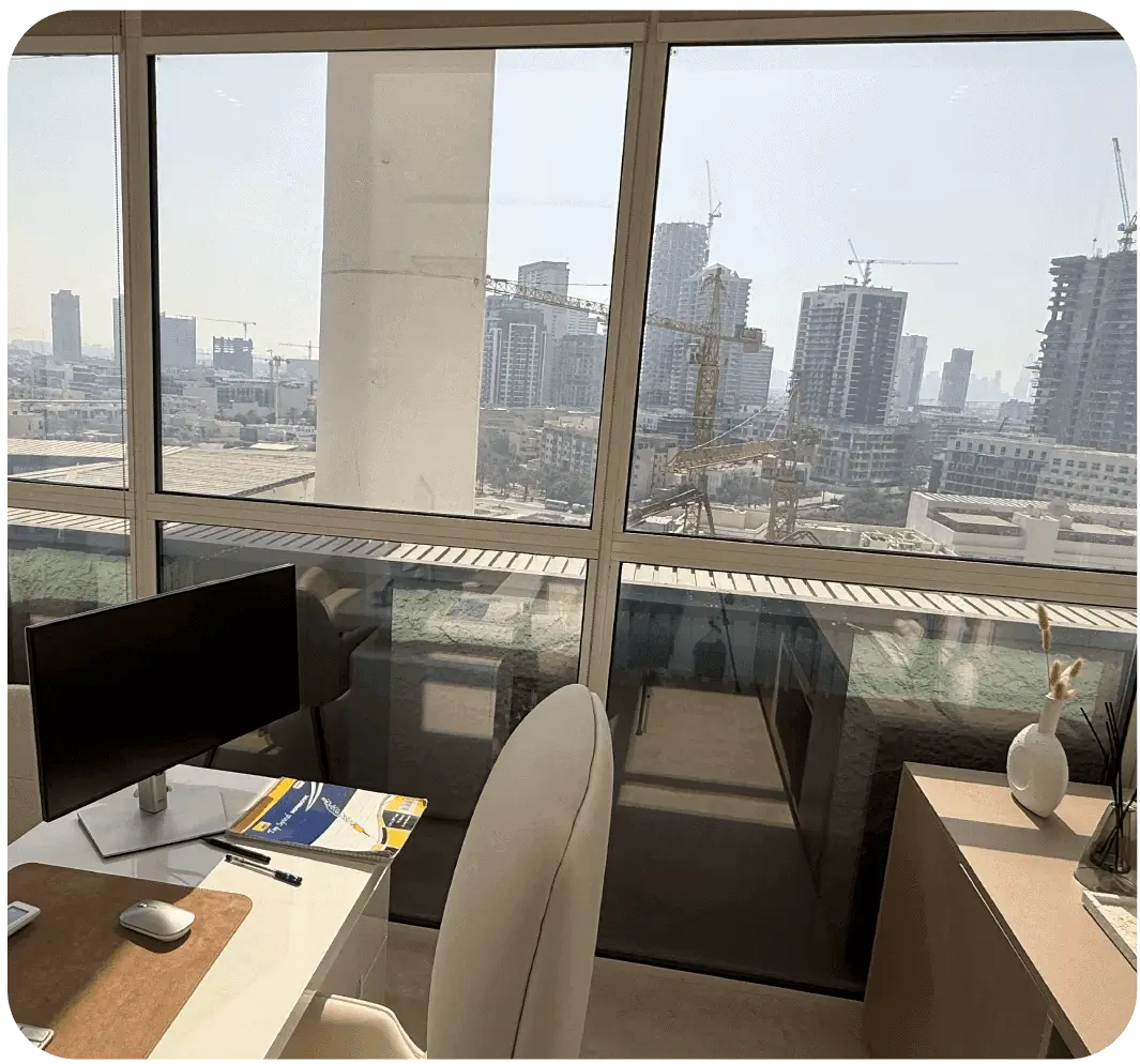 Electrochromic Glass: The Science Behind Smart Tinting Technology